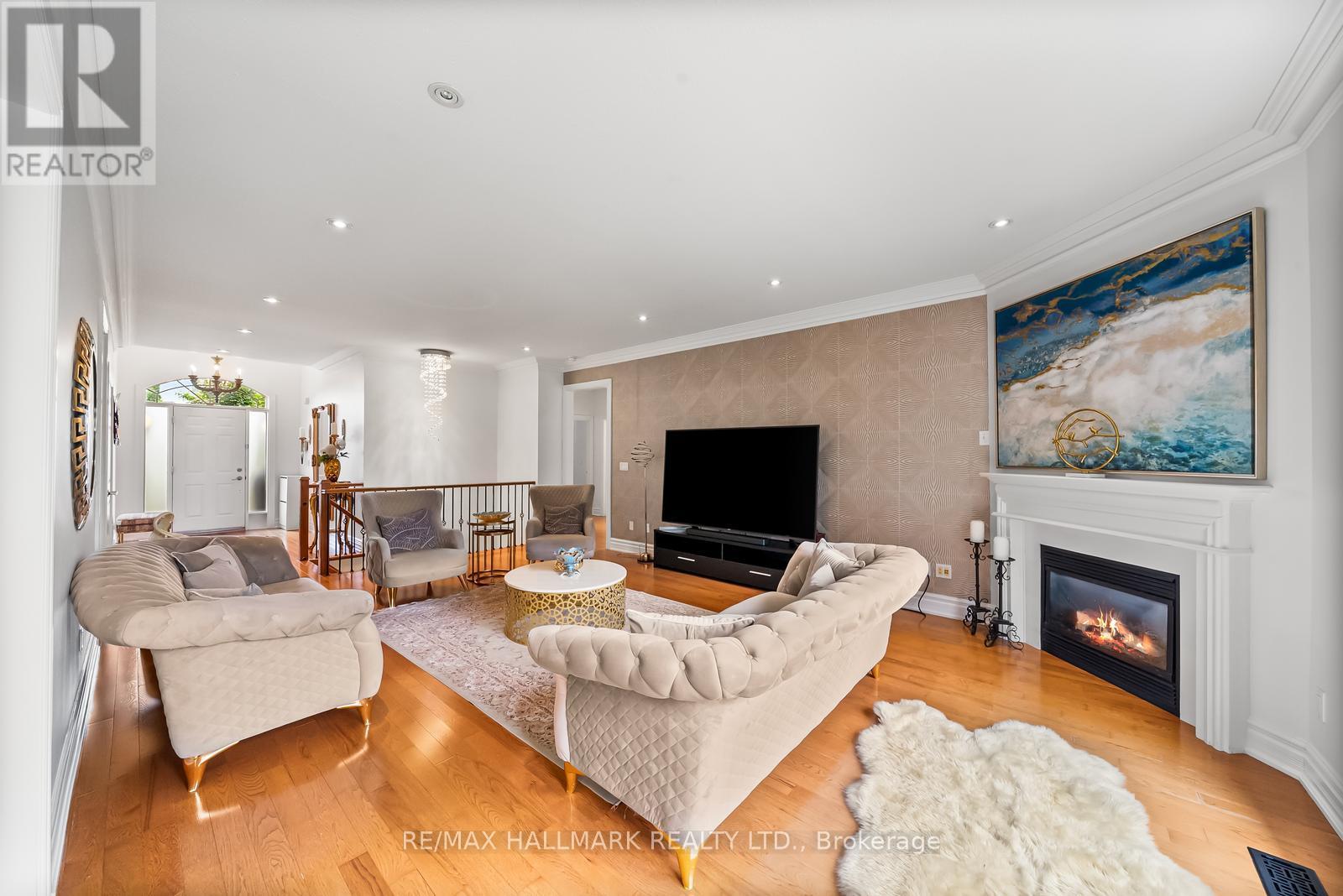 452 Athabasca Drive, Vaughan, Ontario  L6A 3S2 - Photo 6 - N12461251