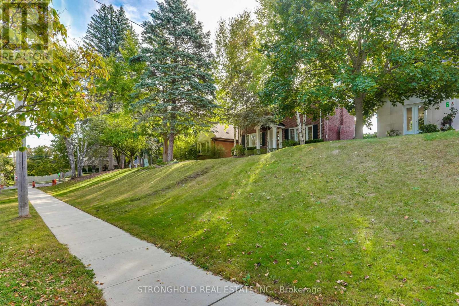 485 Regent Street, London East, Ontario  N5Y 4H5 - Photo 2 - X12461343