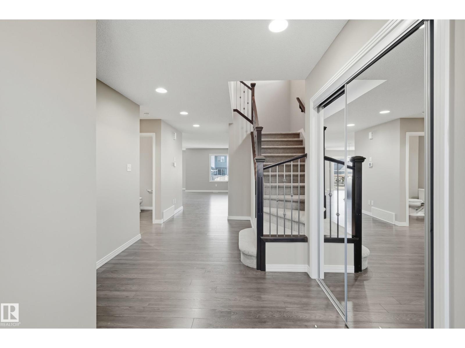 3528 Claxton Cr Sw, Edmonton, Alberta  T6W 0Z6 - Photo 3 - E4462024