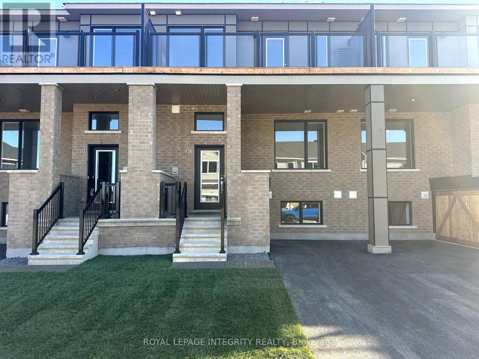 118 RYAN REYNOLDS WAY, Ottawa, Ontario
