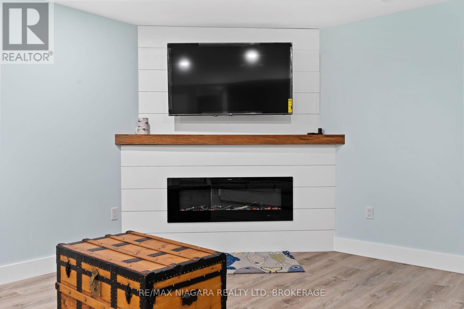 30 Renfield Street, Port Colborne, Ontario  L3K 0A7 - Photo 15 - X12461320