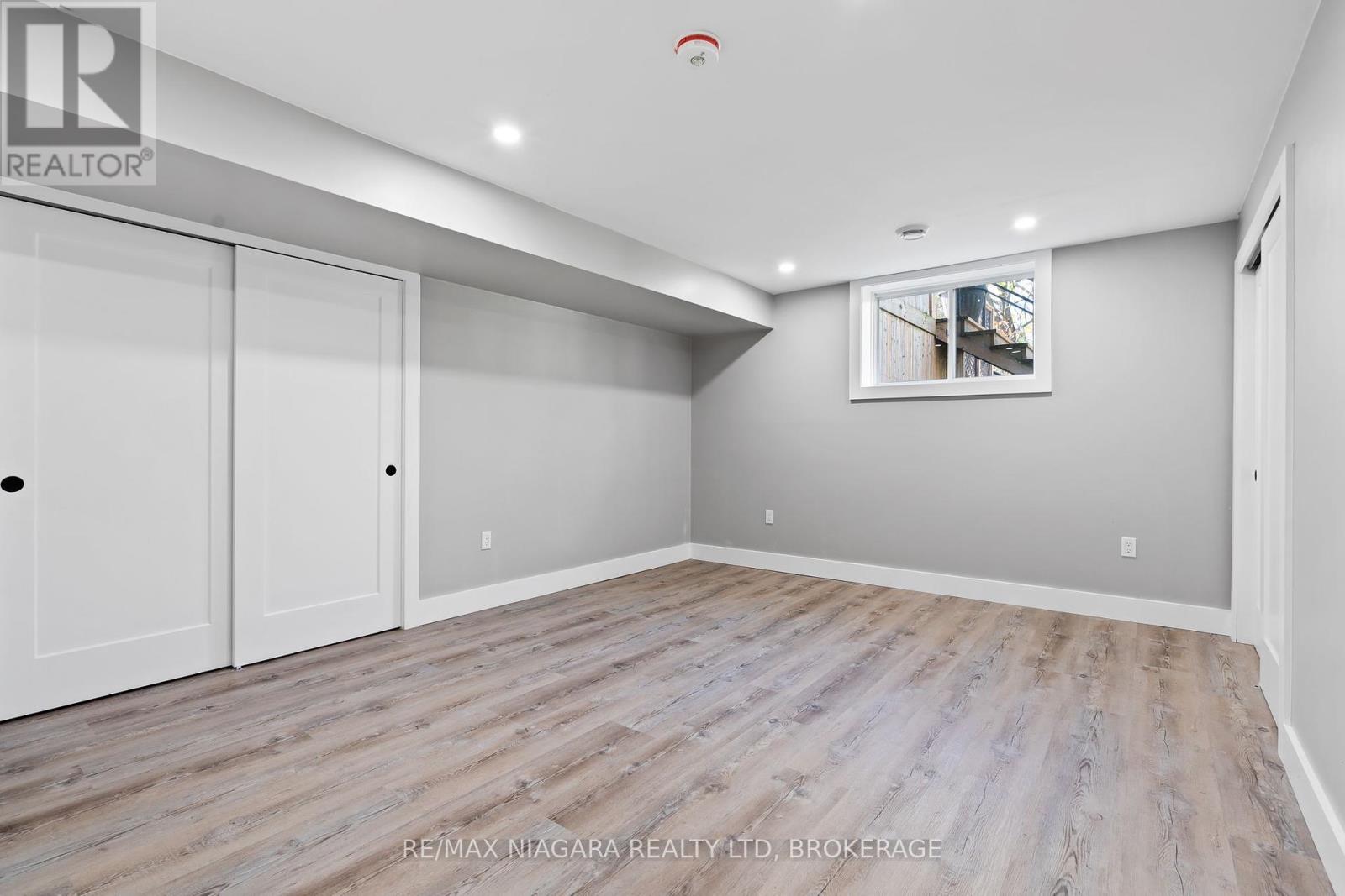 30 Renfield Street, Port Colborne, Ontario  L3K 0A7 - Photo 16 - X12461320