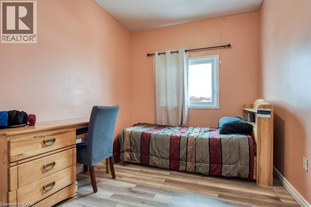 20 Max Becker Drive, Kitchener, Ontario  N2E 3V7 - Photo 10 - 40778852