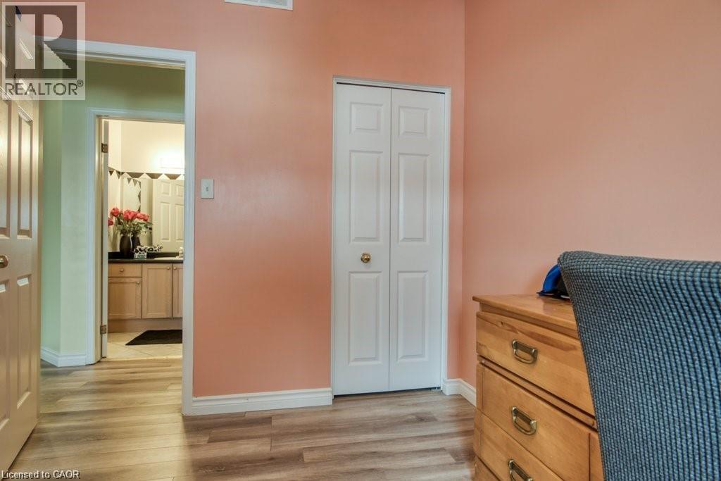 20 Max Becker Drive, Kitchener, Ontario  N2E 3V7 - Photo 11 - 40778852