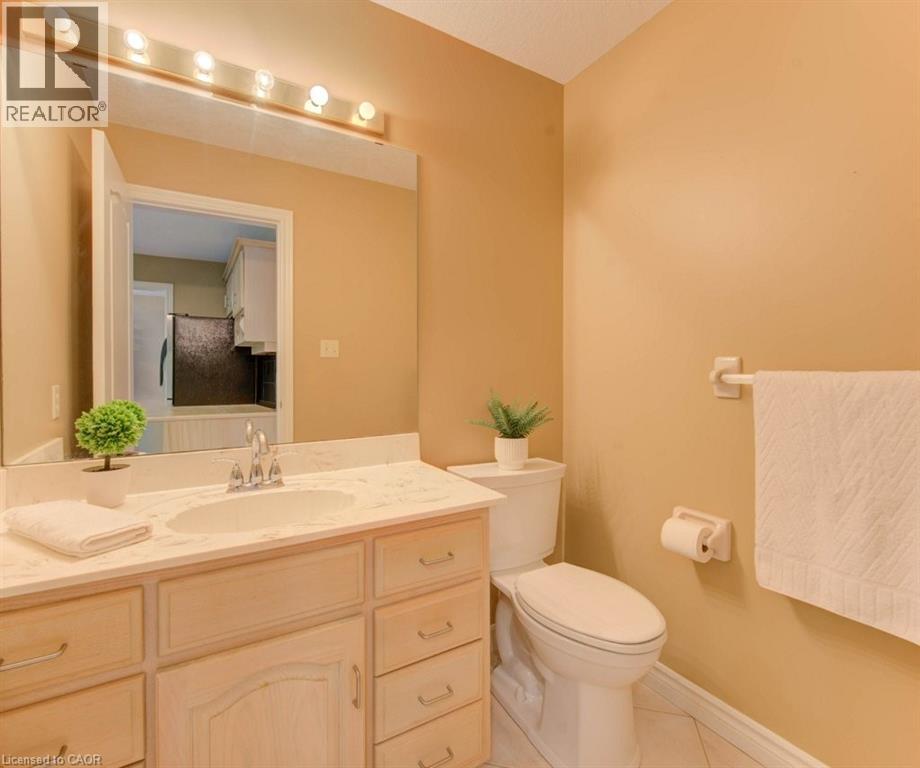 610 Stonebury Crescent, Waterloo, Ontario  N2K 3R1 - Photo 23 - 40778776