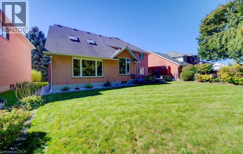 610 Stonebury Crescent, Waterloo, Ontario  N2K 3R1 - Photo 47 - 40778776
