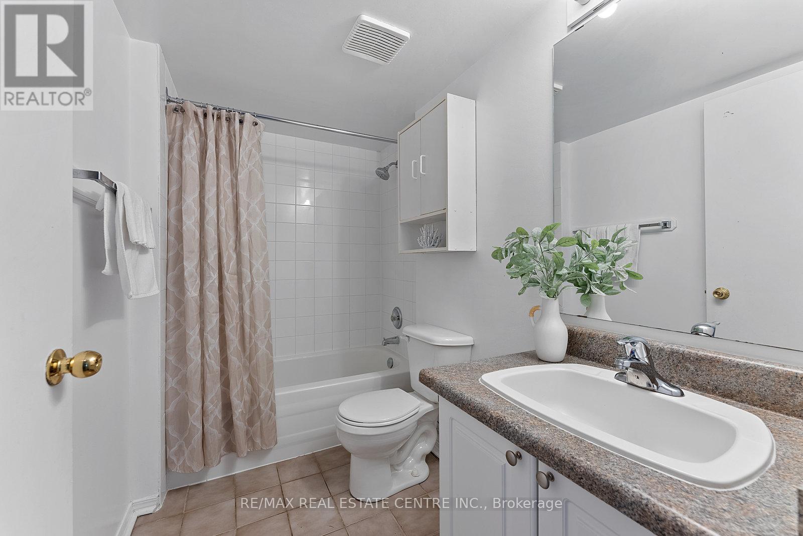 104 - 4205 Shipp Drive, Mississauga, Ontario  L4Z 2Y9 - Photo 29 - W12461214