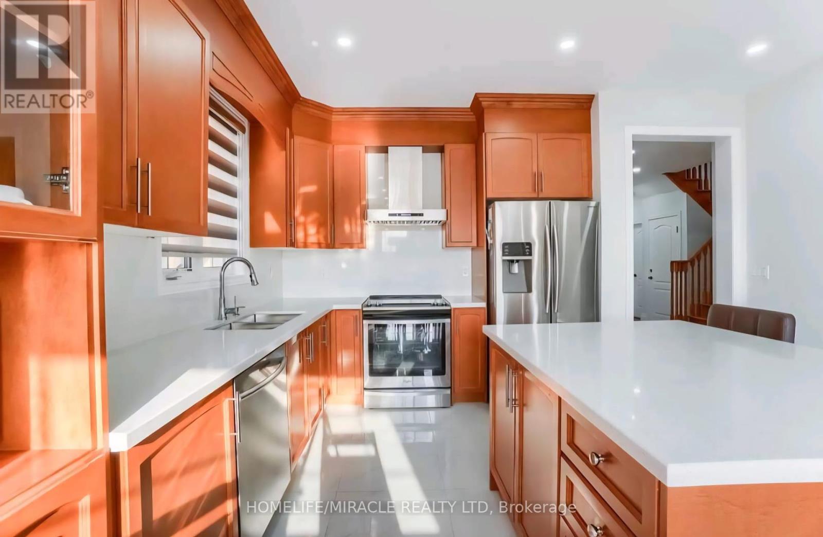 98 Speedwell Street, Brampton, Ontario  L6X 5H1 - Photo 12 - W12461228