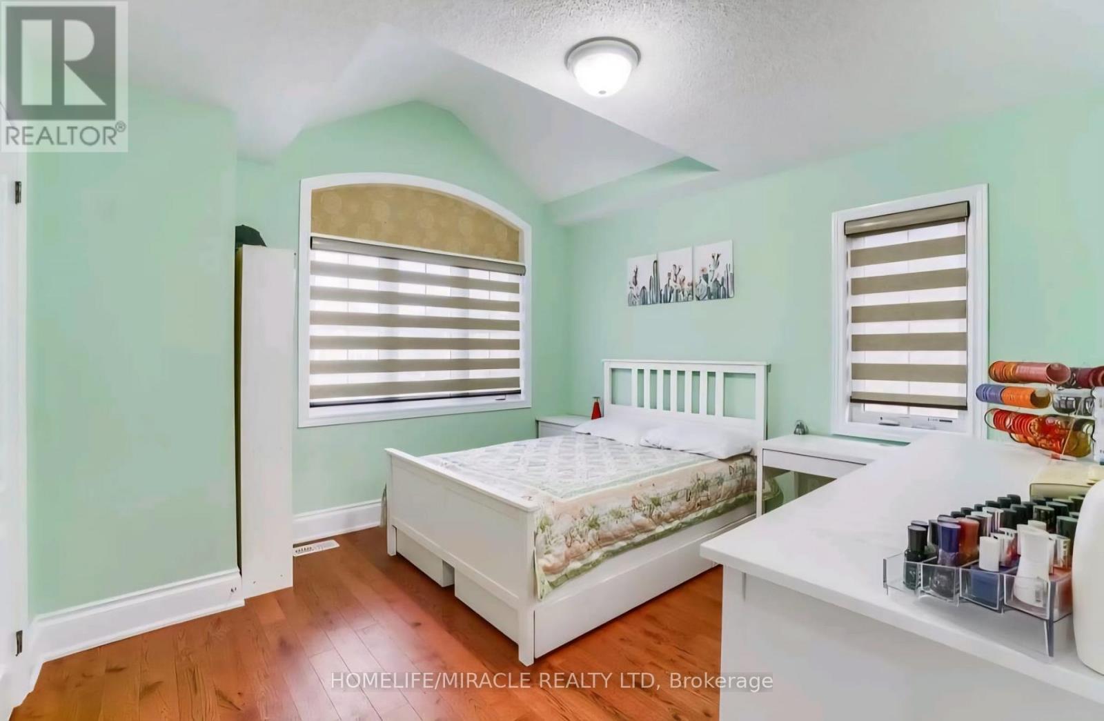 98 Speedwell Street, Brampton, Ontario  L6X 5H1 - Photo 23 - W12461228