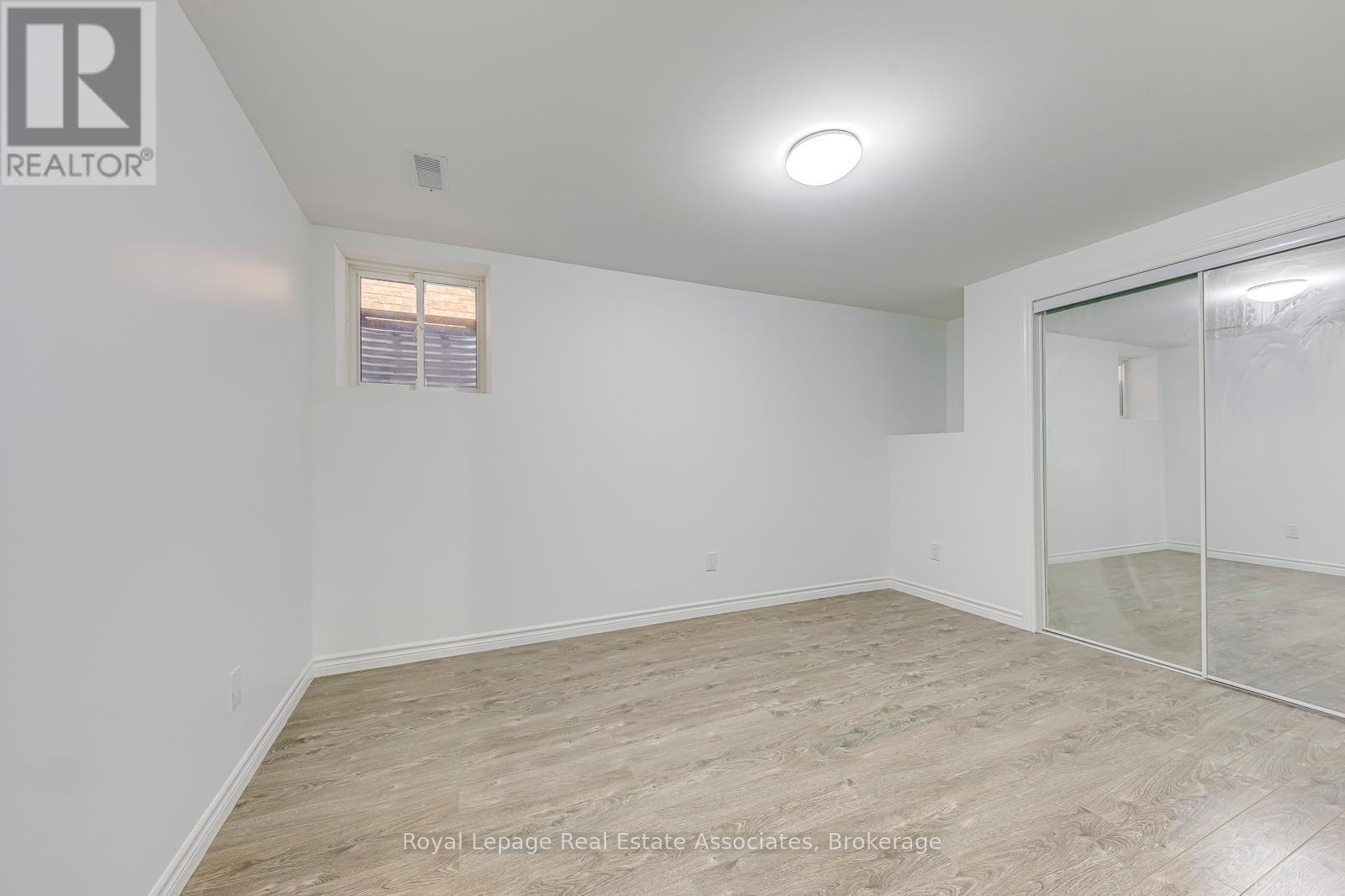 Lower - 1052 Kelman Court, Milton, Ontario  L9T 3K6 - Photo 17 - W12461240