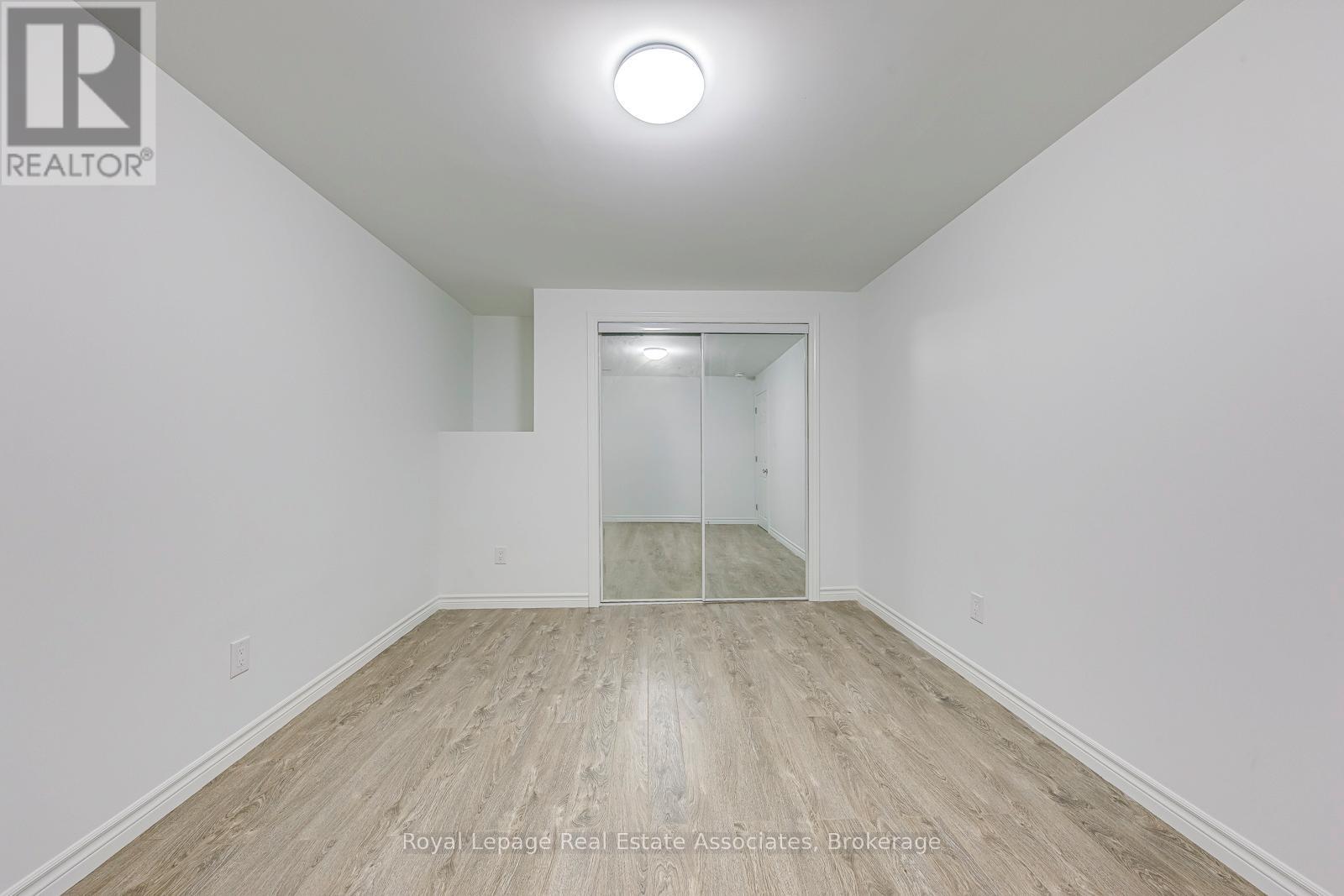 Lower - 1052 Kelman Court, Milton, Ontario  L9T 3K6 - Photo 18 - W12461240