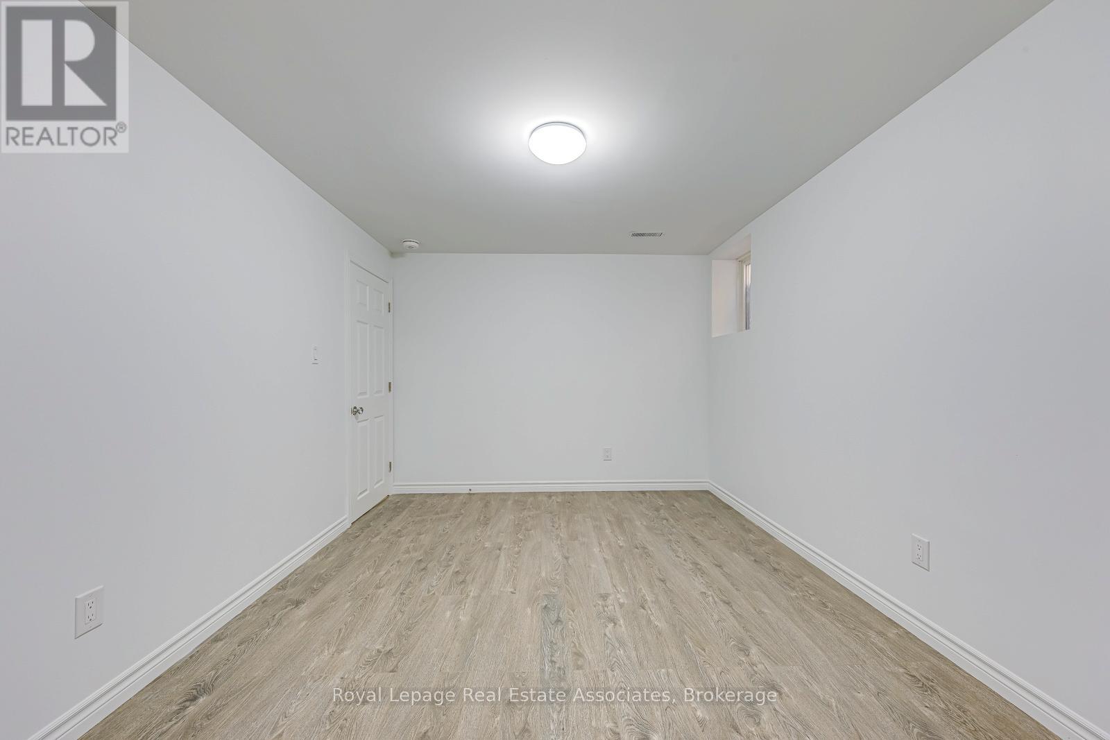 Lower - 1052 Kelman Court, Milton, Ontario  L9T 3K6 - Photo 19 - W12461240