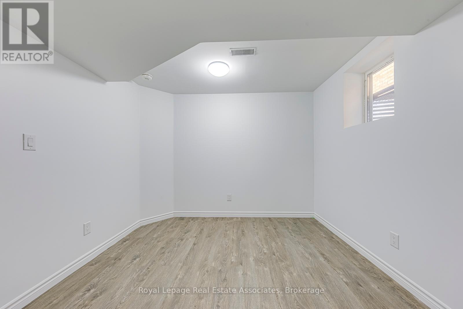 Lower - 1052 Kelman Court, Milton, Ontario  L9T 3K6 - Photo 22 - W12461240