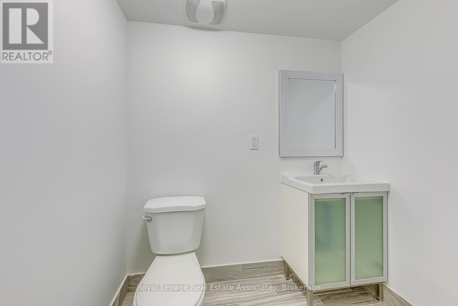 Lower - 1052 Kelman Court, Milton, Ontario  L9T 3K6 - Photo 23 - W12461240