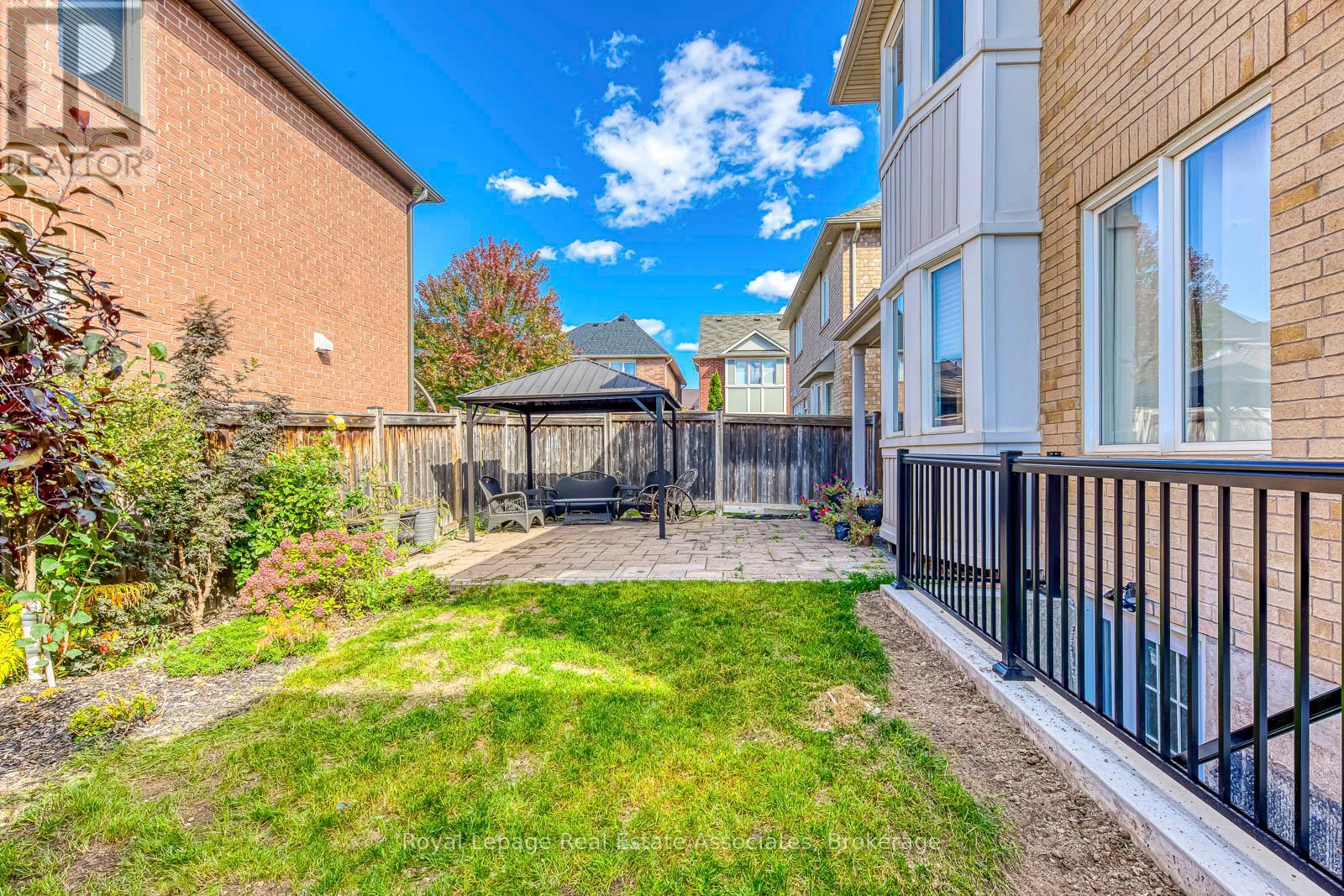 Lower - 1052 Kelman Court, Milton, Ontario  L9T 3K6 - Photo 4 - W12461240