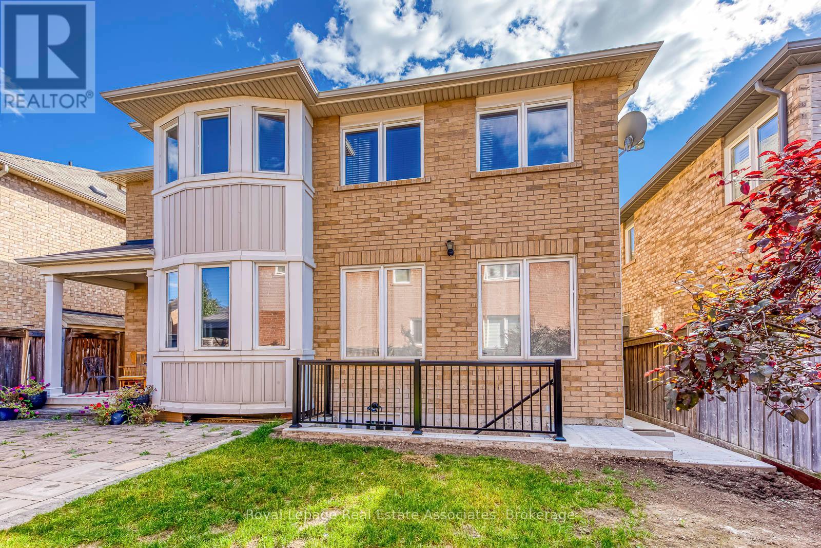 Lower - 1052 Kelman Court, Milton, Ontario  L9T 3K6 - Photo 6 - W12461240