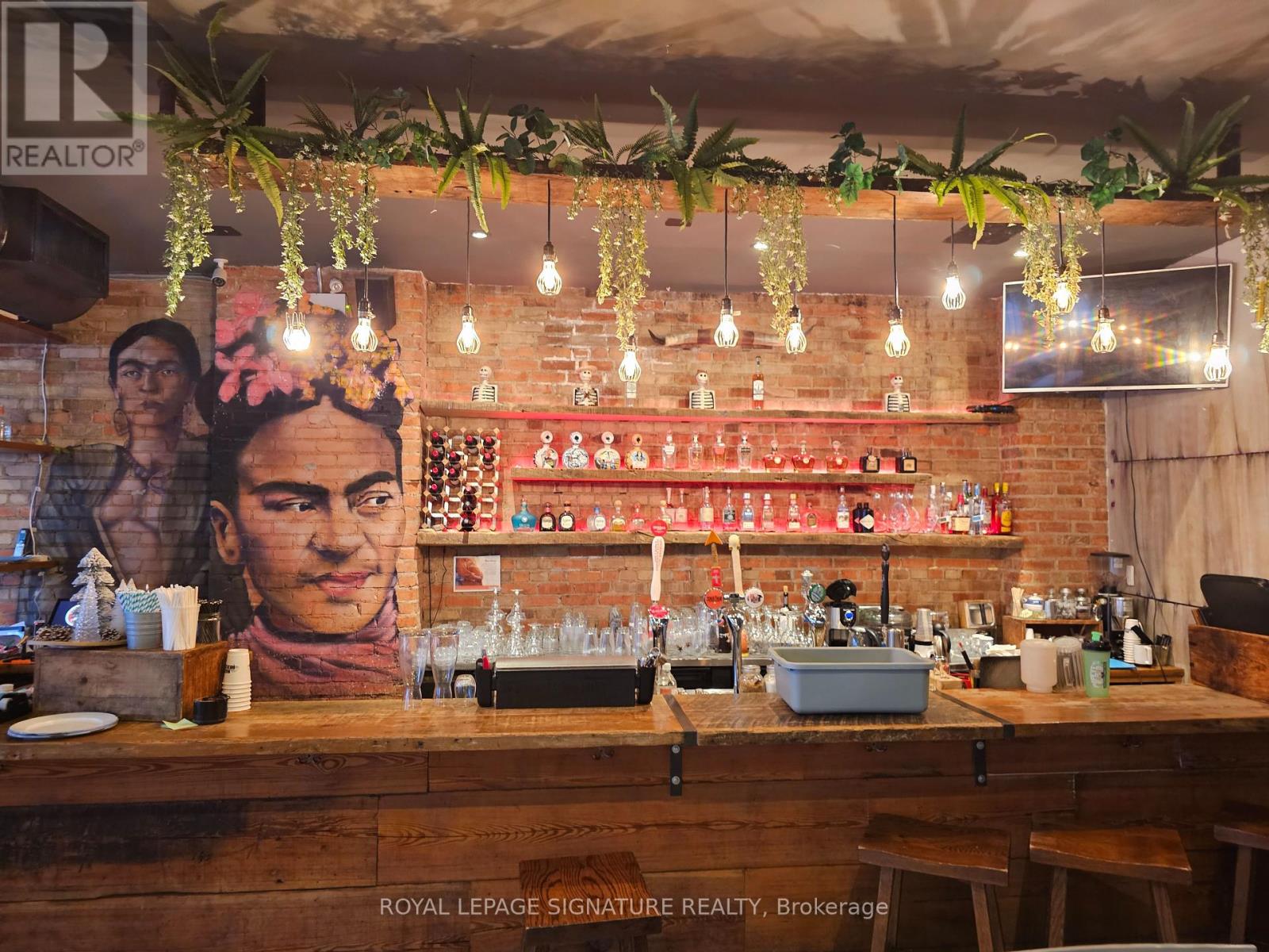 405 Jane Street, Toronto (Runnymede-Bloor West Village), Ontario  M6S 3Z6 - Photo 18 - W12461247