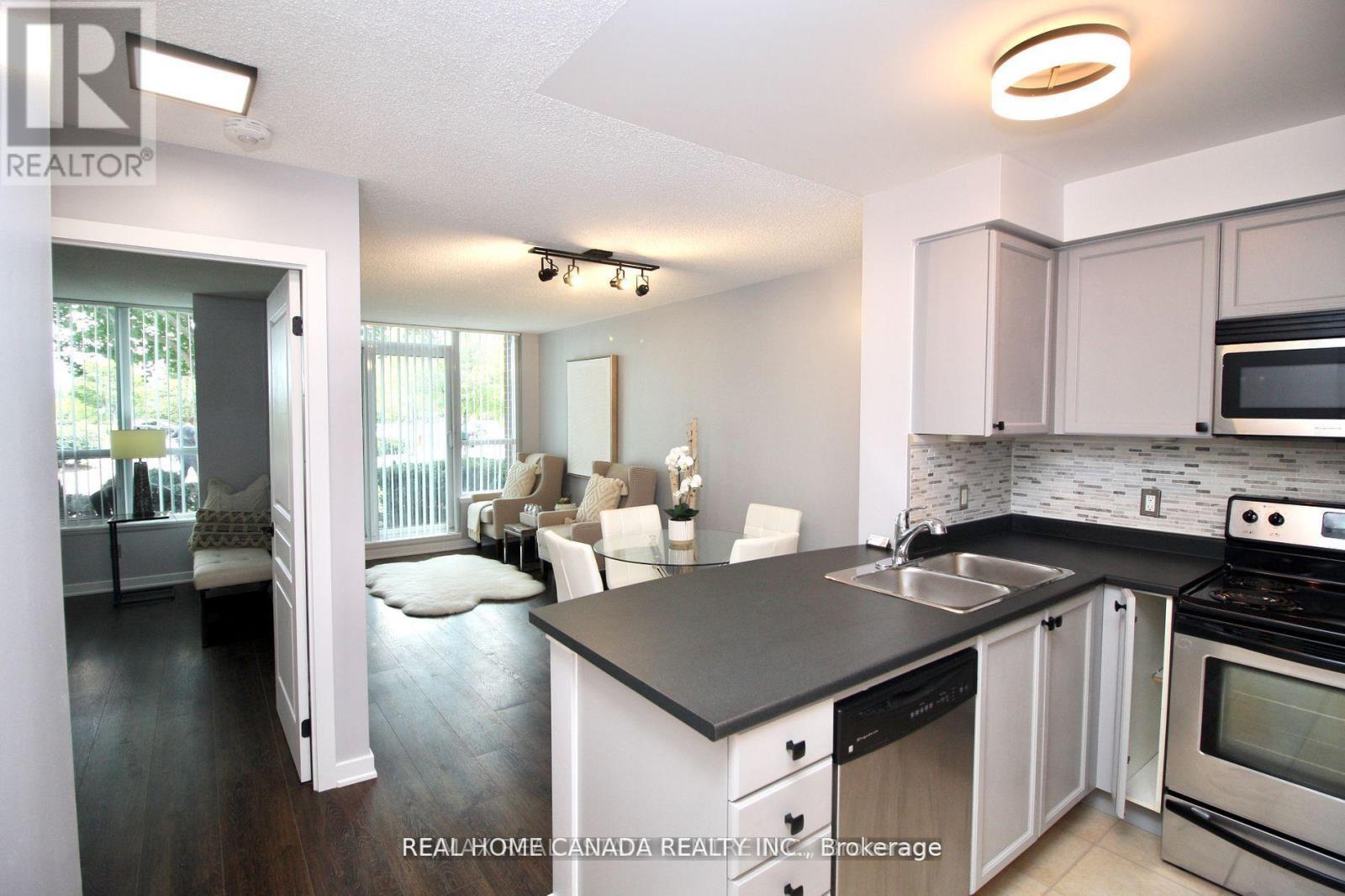 105 - 4879 Kimbermount Avenue, Mississauga, Ontario  L5M 7R8 - Photo 14 - W12461254