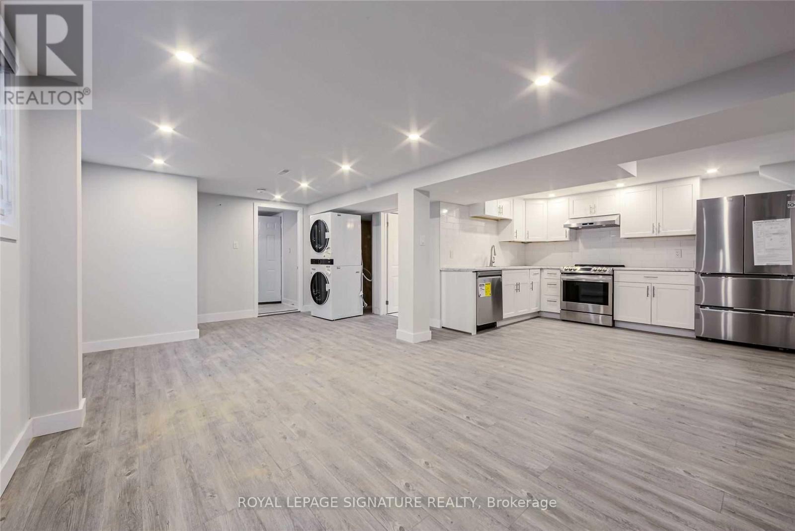 Lower - 1205 Gainsborough Drive, Oakville, Ontario  L6H 2H4 - Photo 3 - W12461260