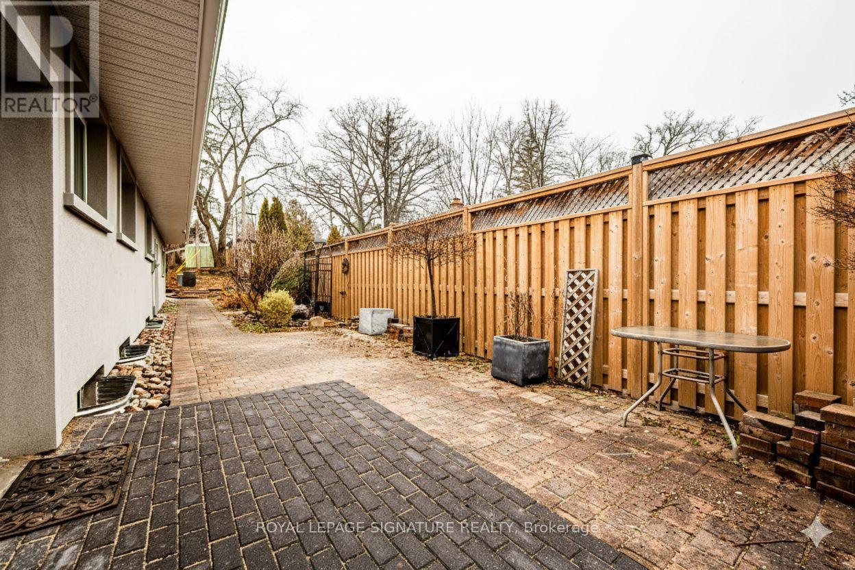 Lower - 1205 Gainsborough Drive, Oakville, Ontario  L6H 2H4 - Photo 9 - W12461260