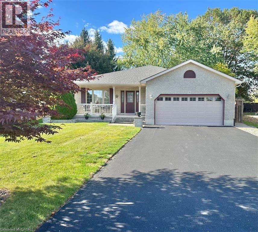 31 Geoffery Road, Port Dover, Ontario  N0A 1N4 - Photo 1 - 40777087
