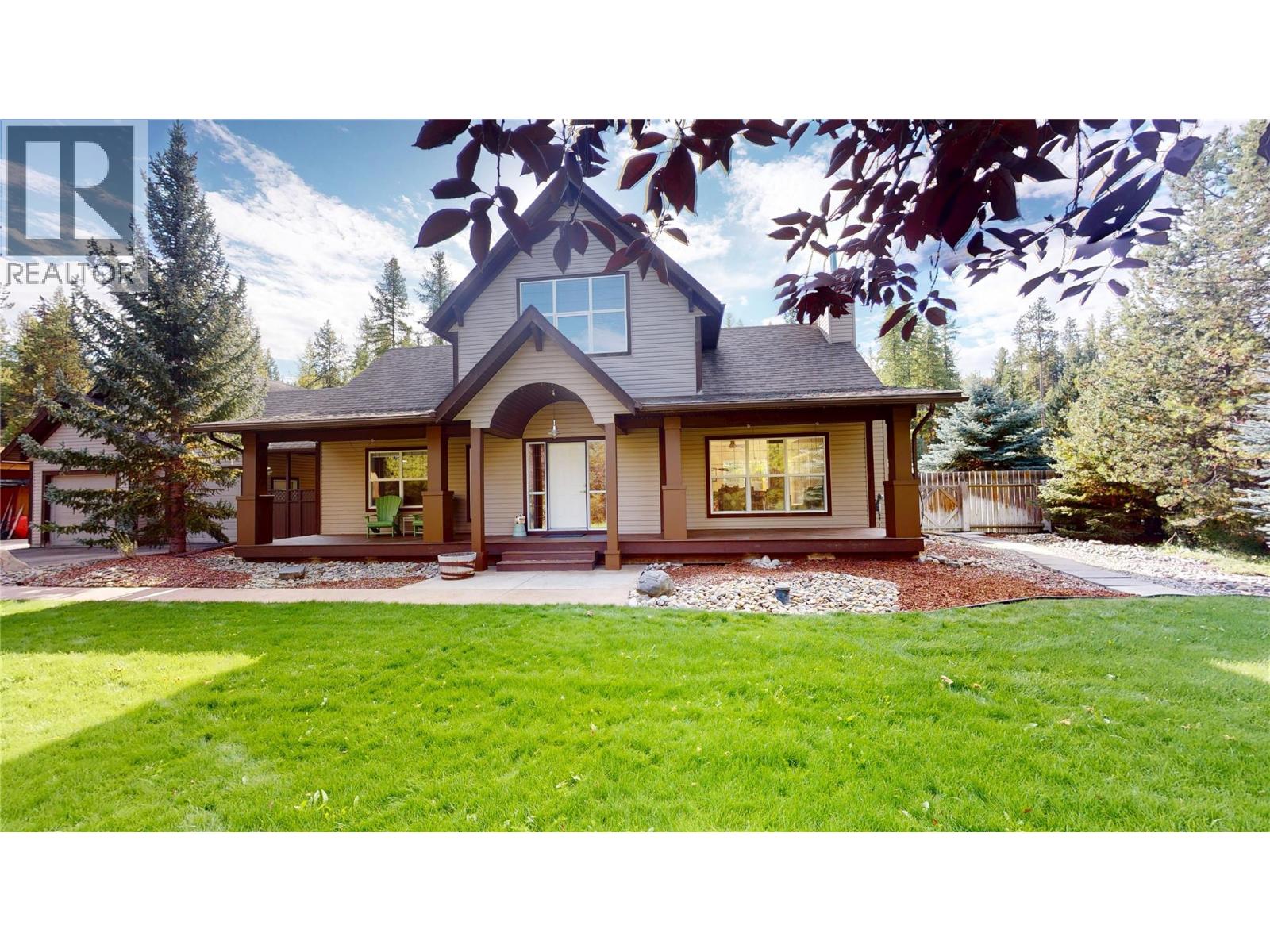 2919 Westview Road, Cranbrook, British Columbia  V1C 7G8 - Photo 2 - 10365776