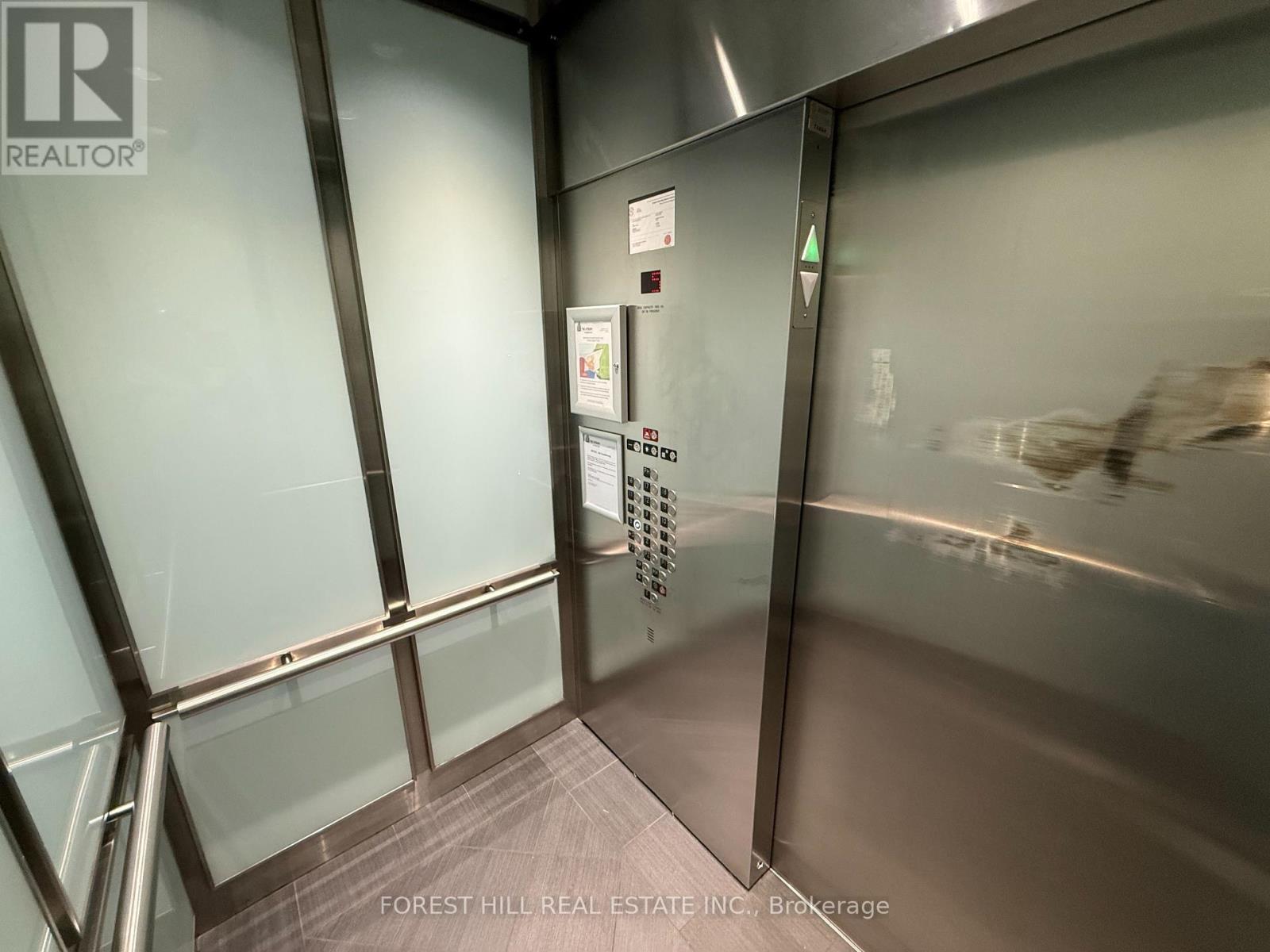 516 - 650 Queens Quay W Boulevard, Toronto, Ontario  M5V 3N2 - Photo 21 - C12424553