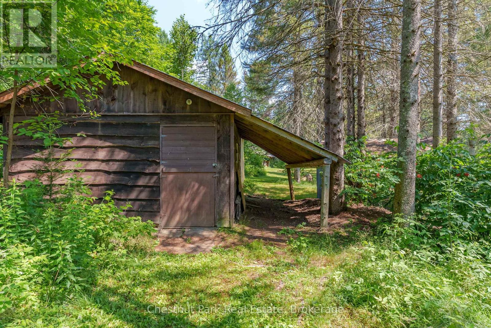 272 Centre Road, Parry Sound Remote Area, Ontario  P0A 1X0 - Photo 42 - X12461378