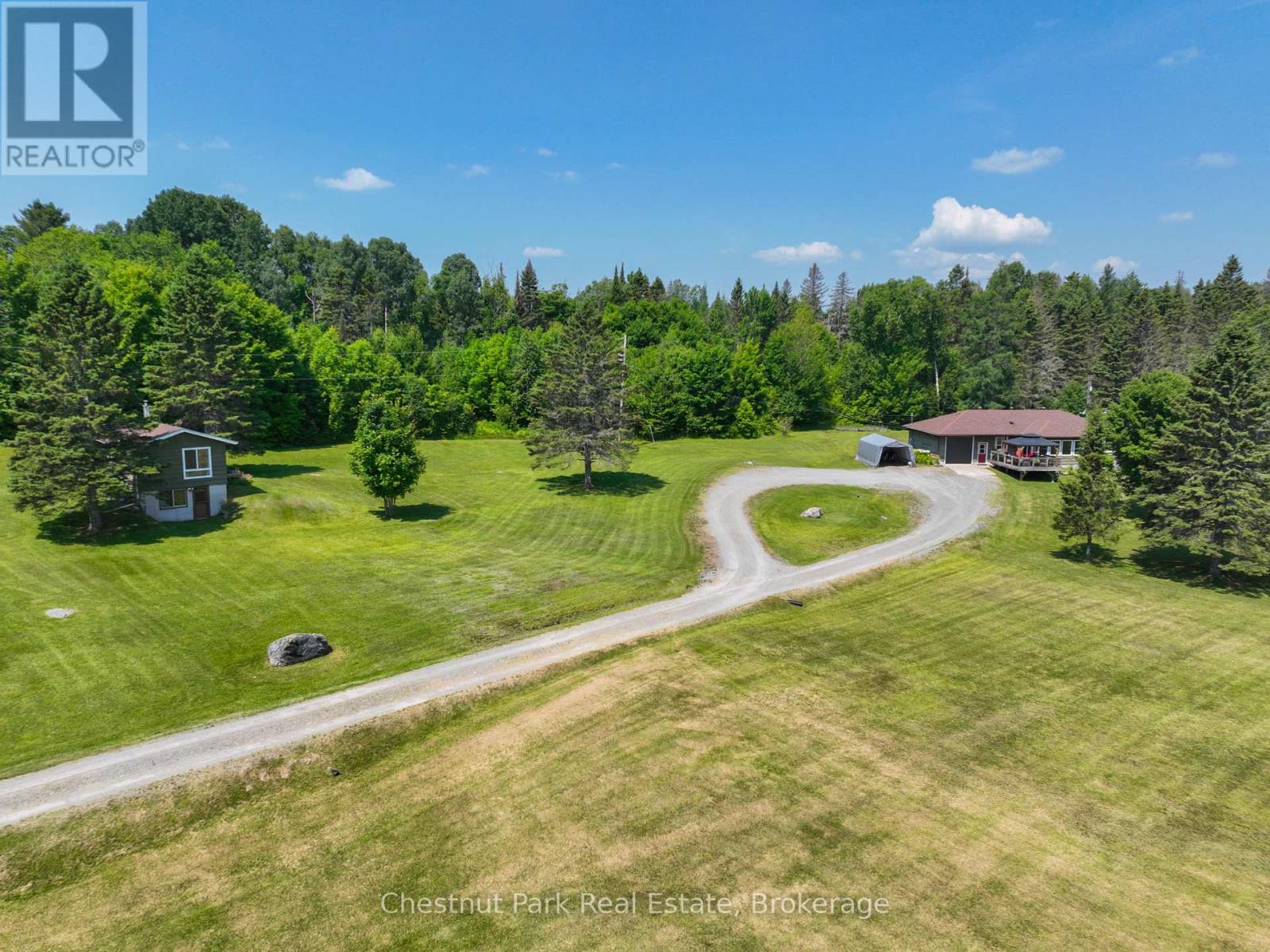 272 Centre Road, Parry Sound Remote Area, Ontario  P0A 1X0 - Photo 44 - X12461378