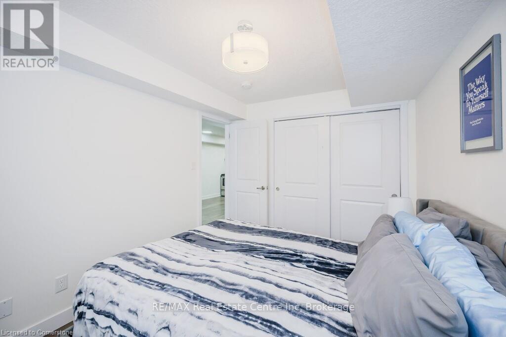 1c - 185 Windale Crescent, Kitchener, Ontario  N2E 3H4 - Photo 8 - X12461391