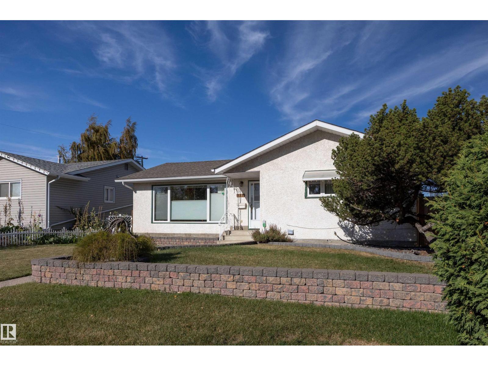 5604 94a Av Nw, Edmonton, Alberta  T6B 0Y5 - Photo 2 - E4462030