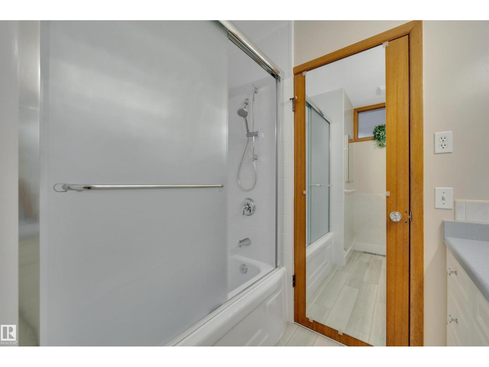 5604 94a Av Nw, Edmonton, Alberta  T6B 0Y5 - Photo 25 - E4462030