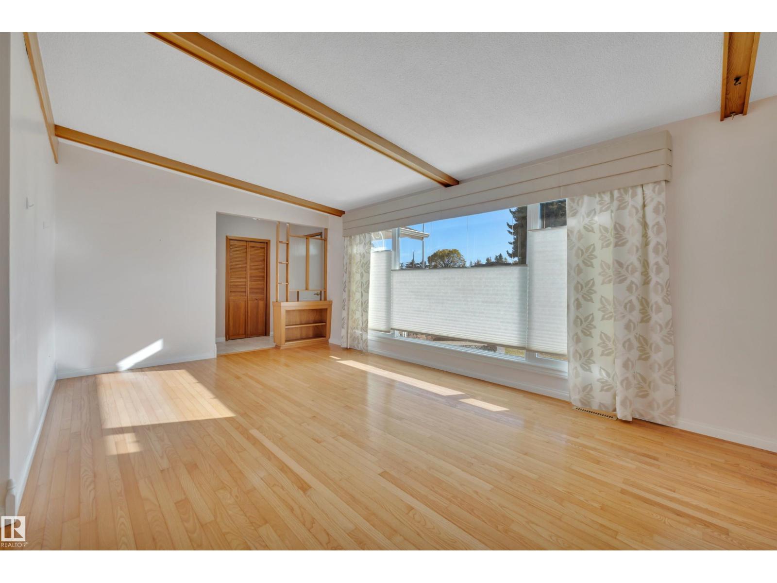 5604 94a Av Nw, Edmonton, Alberta  T6B 0Y5 - Photo 8 - E4462030
