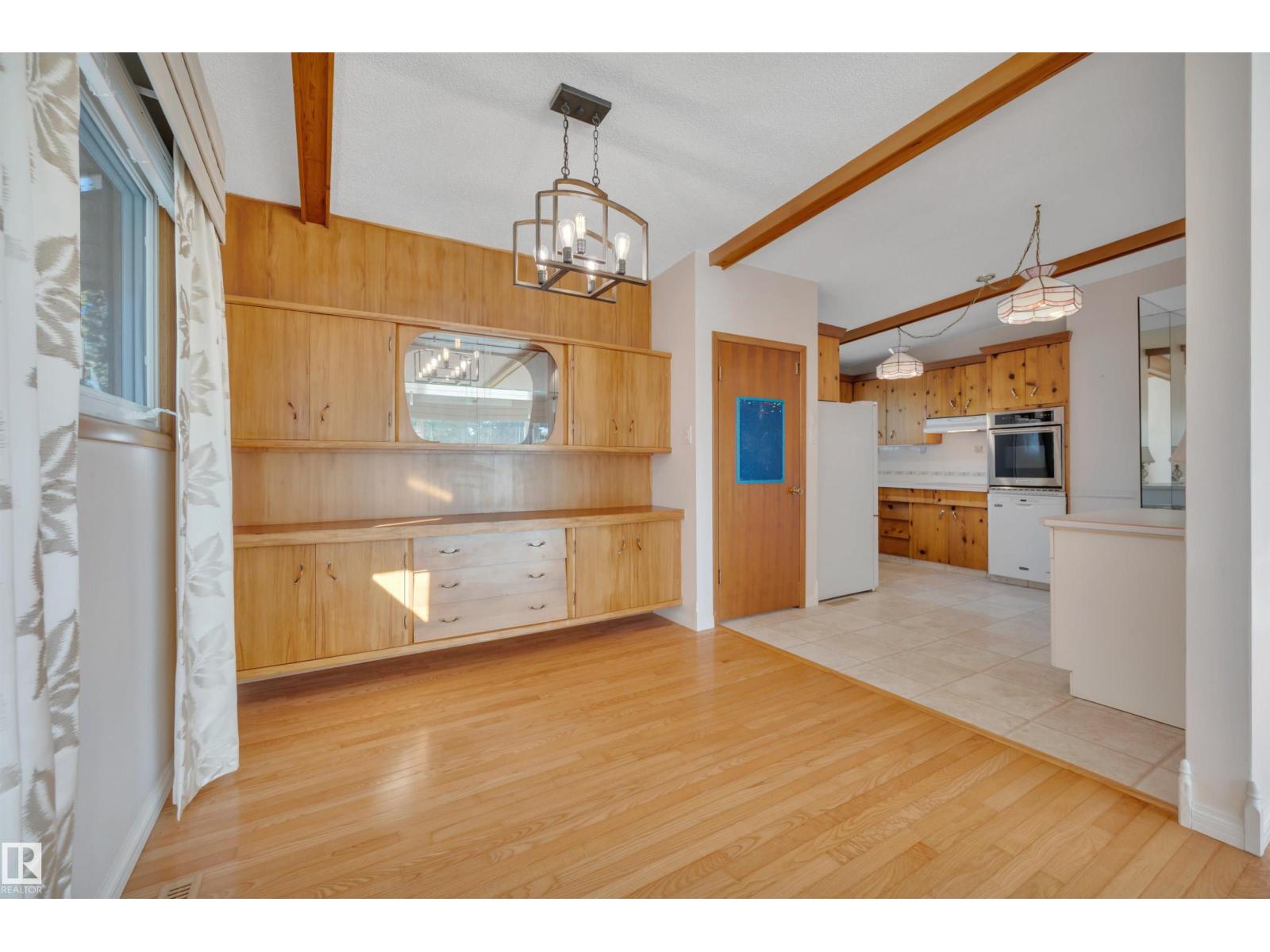 5604 94a Av Nw, Edmonton, Alberta  T6B 0Y5 - Photo 9 - E4462030