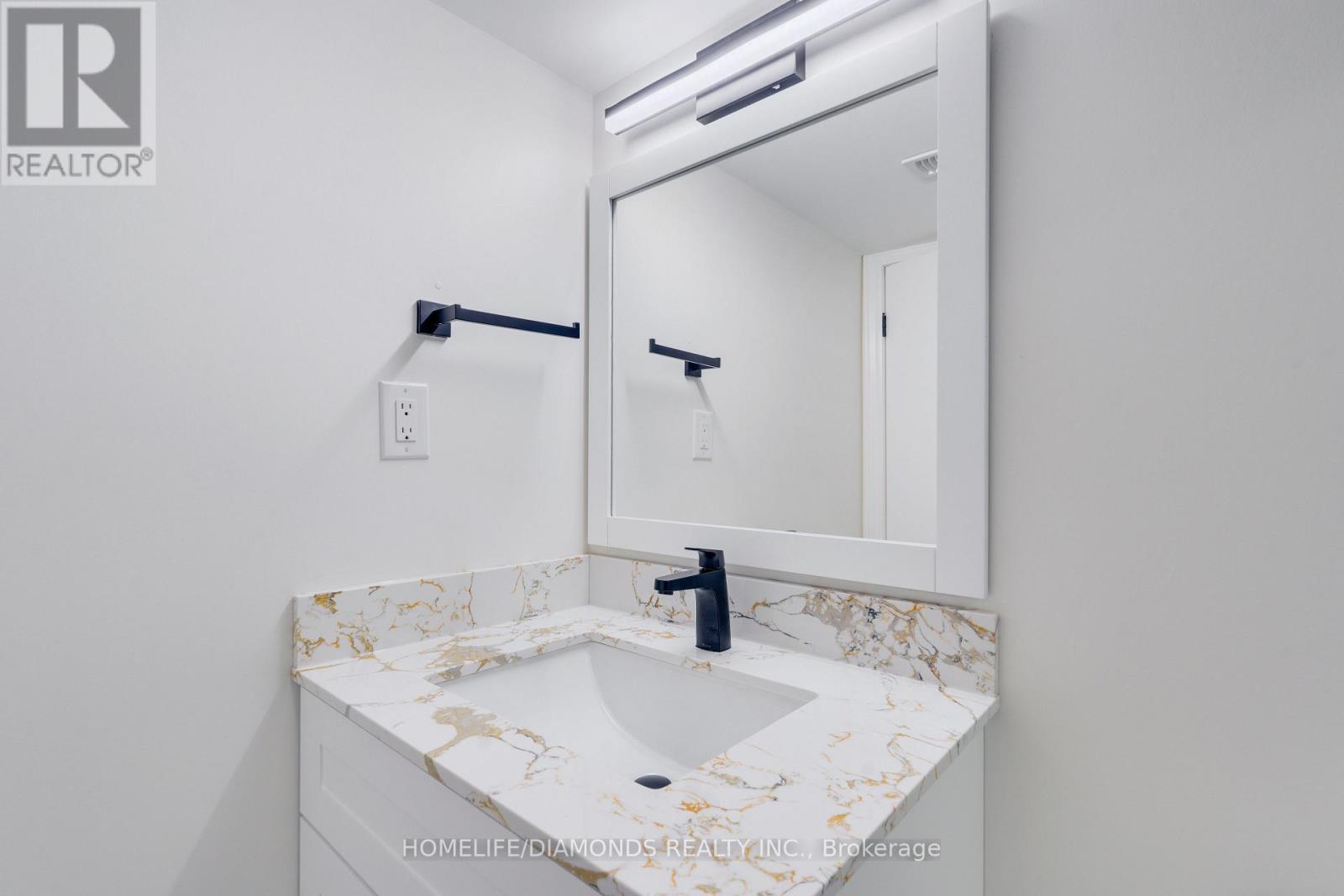 7305 Merritt Avenue, Niagara Falls, Ontario  L2G 5C3 - Photo 30 - X12461213