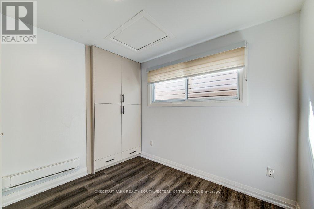 88 Woodhaven Road, Kitchener, Ontario  N2C 1V1 - Photo 45 - X12461238