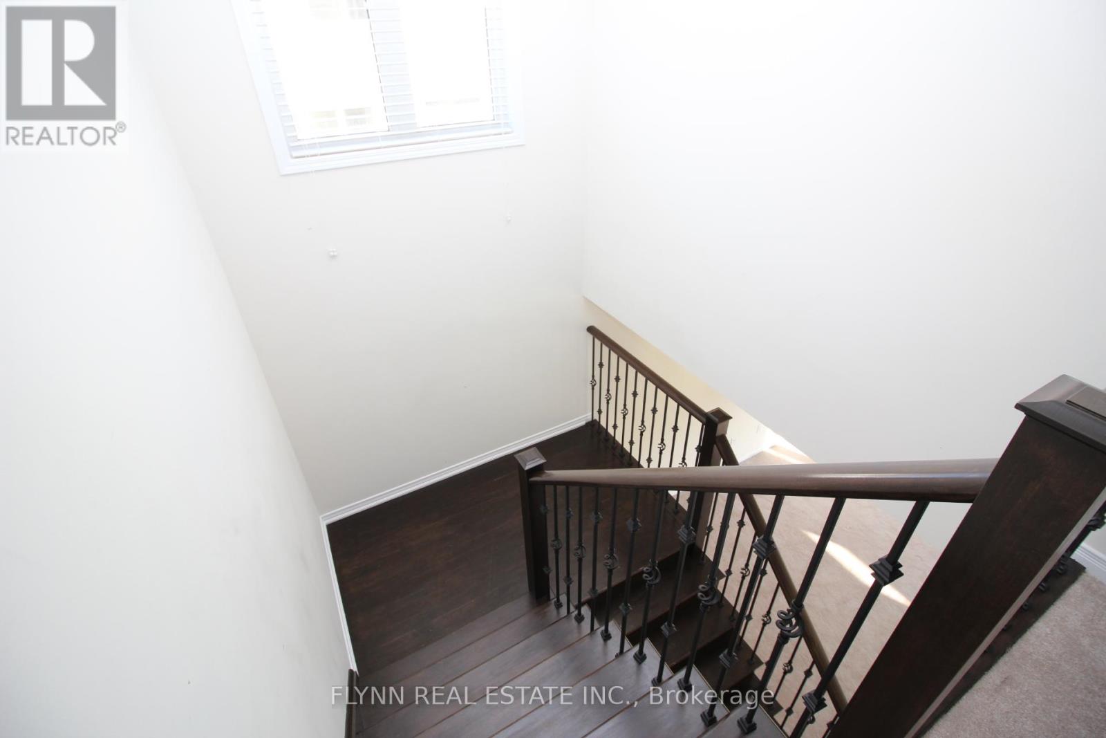 7804 Juneberry Drive, Niagara Falls, Ontario  L2H 2Y6 - Photo 12 - X12461252