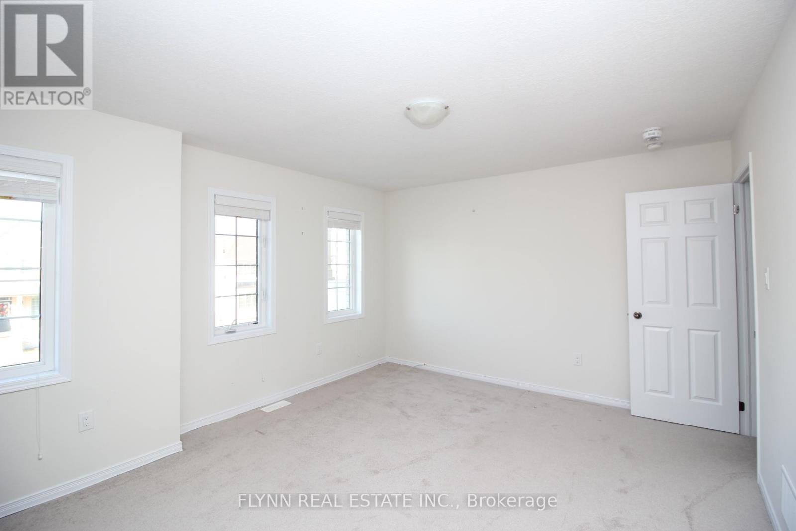7804 Juneberry Drive, Niagara Falls, Ontario  L2H 2Y6 - Photo 21 - X12461252