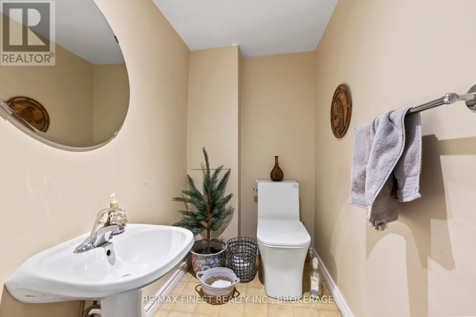 343 Sydenham Street, Kingston, Ontario  K7K 3N1 - Photo 27 - X12461386