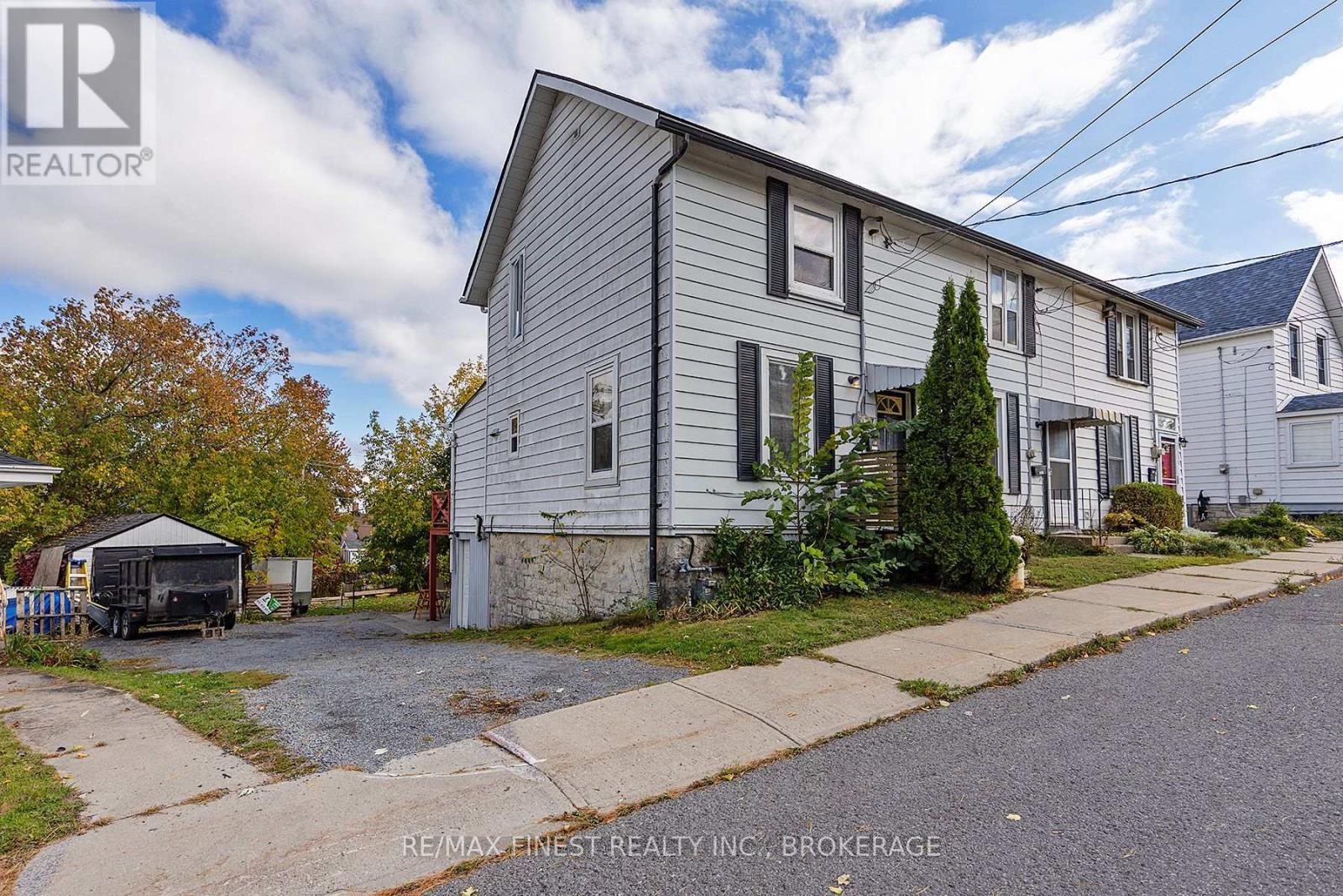 343 Sydenham Street, Kingston, Ontario  K7K 3N1 - Photo 3 - X12461386