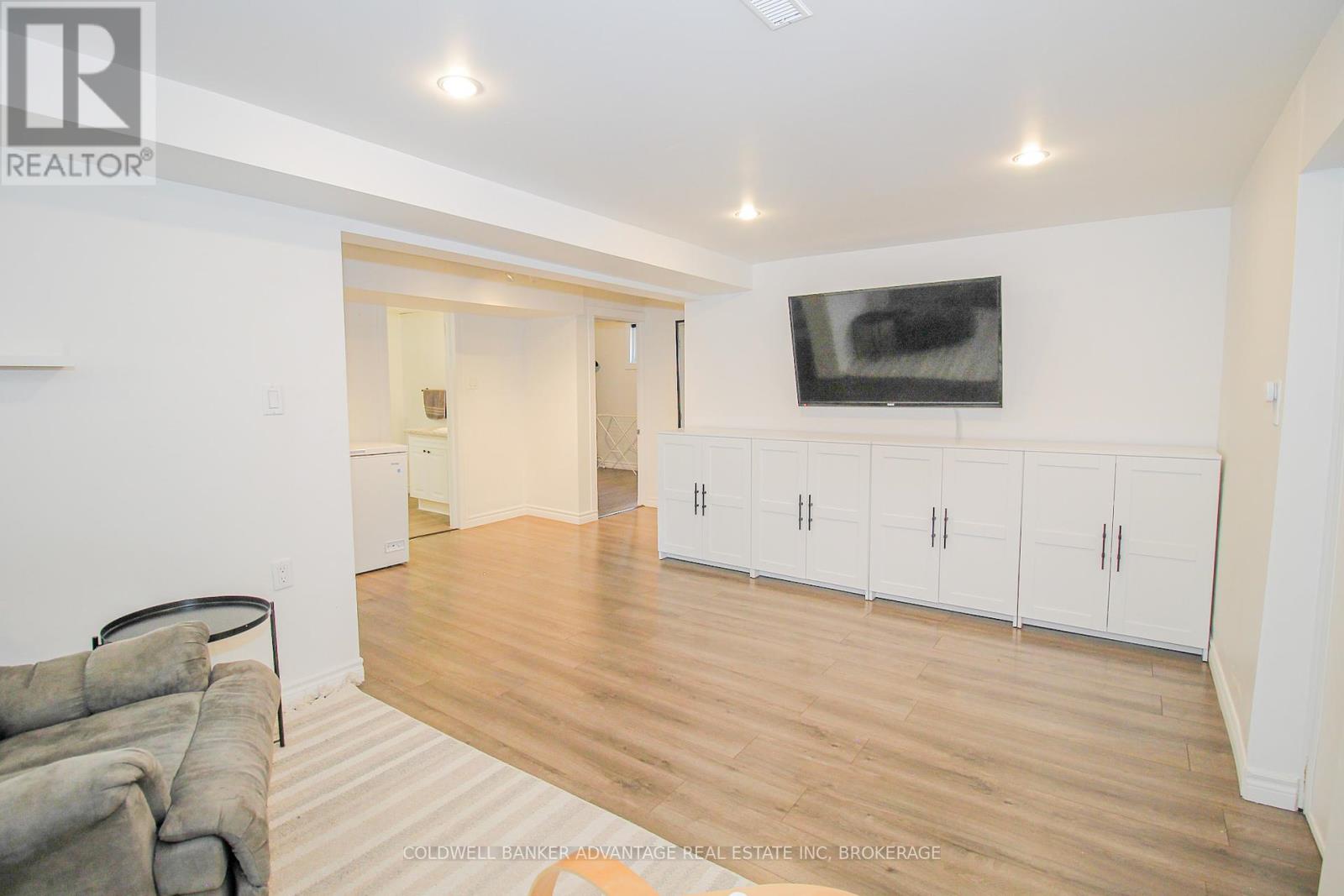 79 Second Street, Welland, Ontario  L3B 4T7 - Photo 21 - X12338233