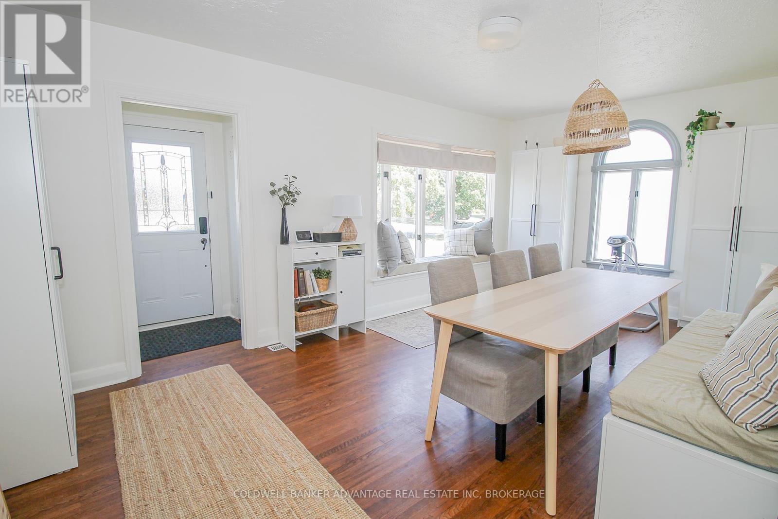 79 Second Street, Welland, Ontario  L3B 4T7 - Photo 6 - X12338233