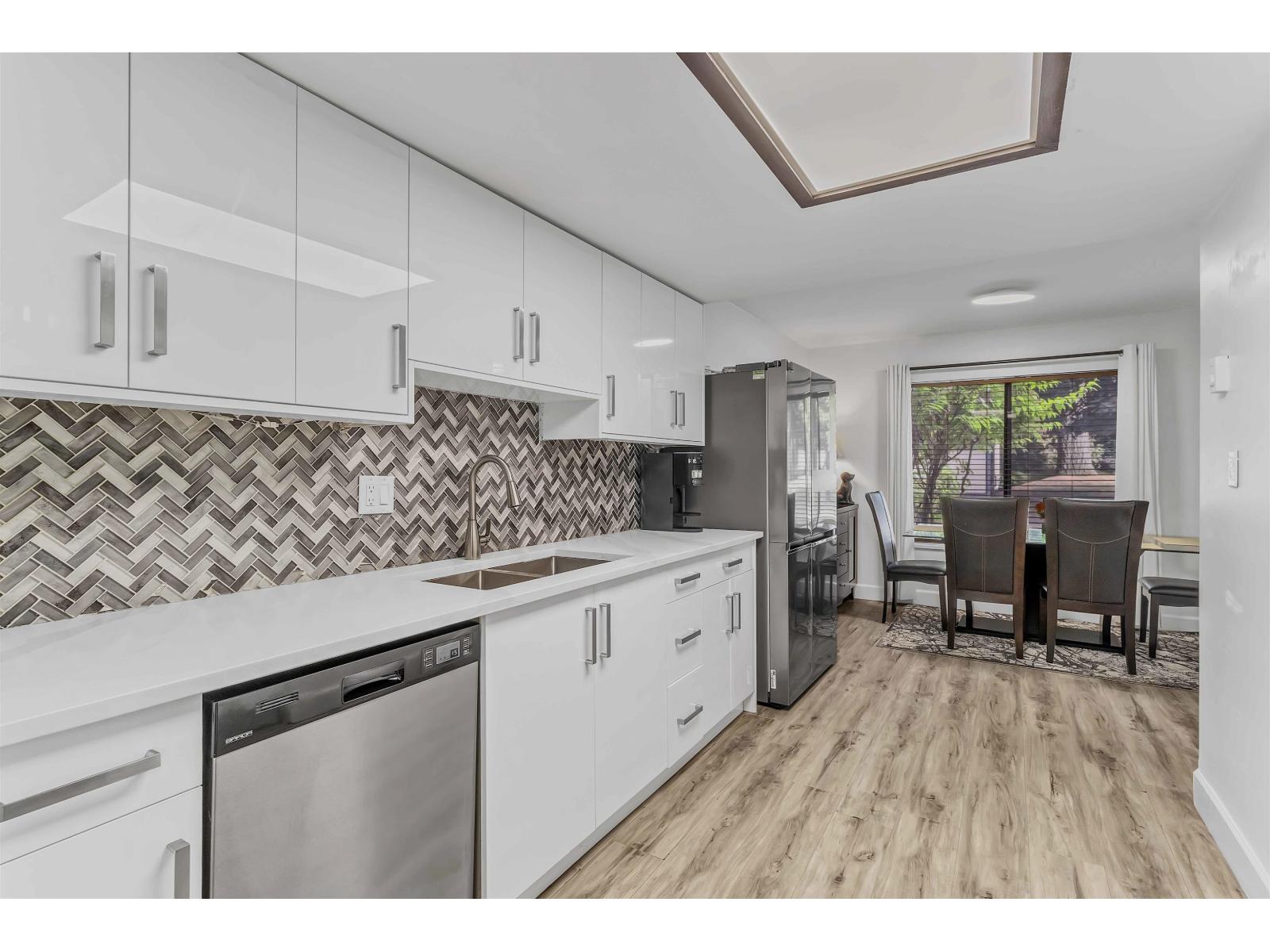 8 3015 Trethewey Street, Abbotsford, British Columbia  V2T 3R4 - Photo 11 - R3058110