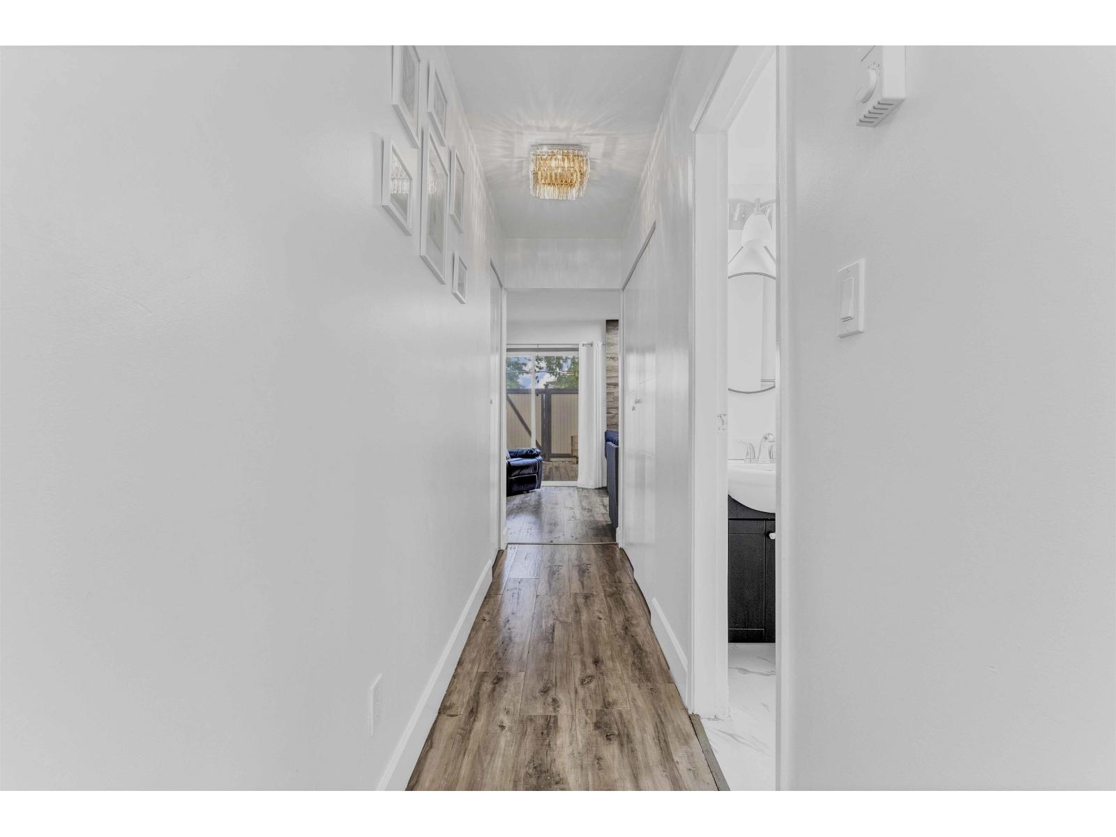 8 3015 Trethewey Street, Abbotsford, British Columbia  V2T 3R4 - Photo 13 - R3058110