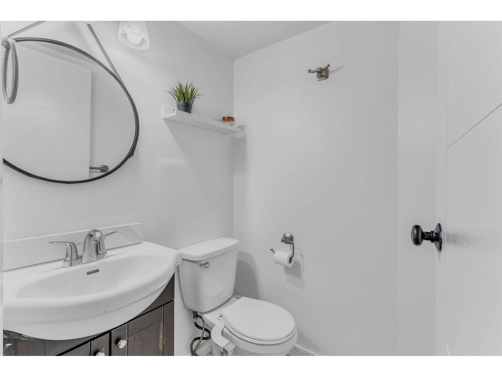 8 3015 Trethewey Street, Abbotsford, British Columbia  V2T 3R4 - Photo 14 - R3058110