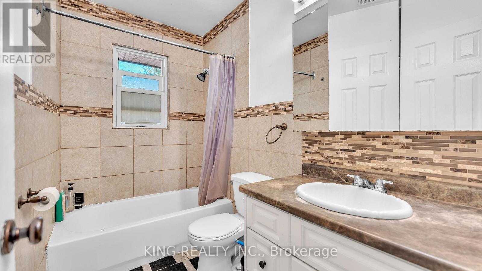 564 First Street, London East, Ontario  N5V 1Z7 - Photo 13 - X12460967