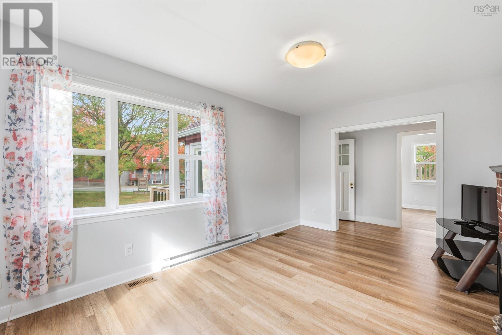 140/142 Old Sambro Road, Halifax, Nova Scotia  B3R 1R3 - Photo 11 - 202525754