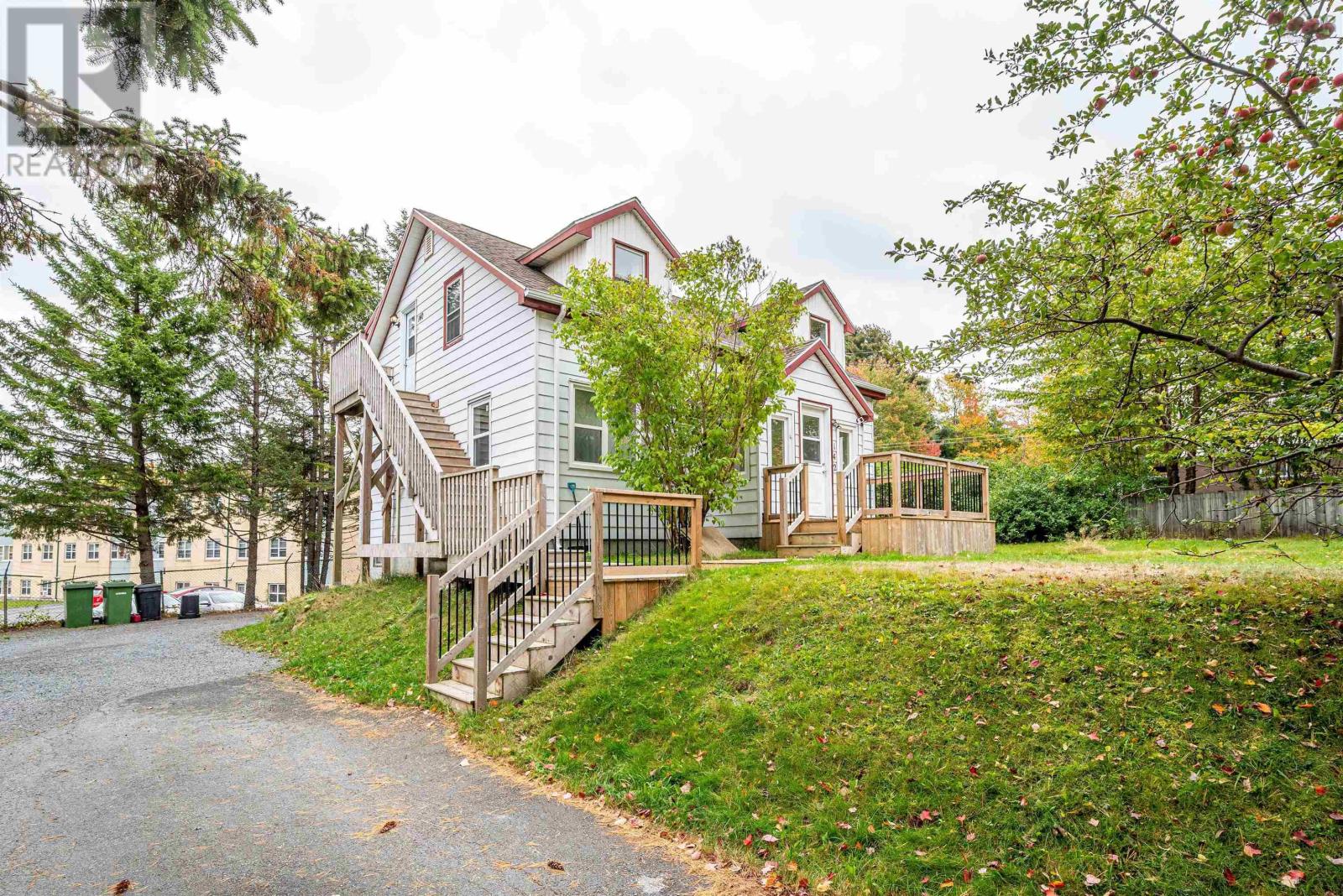 140/142 Old Sambro Road, Halifax, Nova Scotia  B3R 1R3 - Photo 2 - 202525754