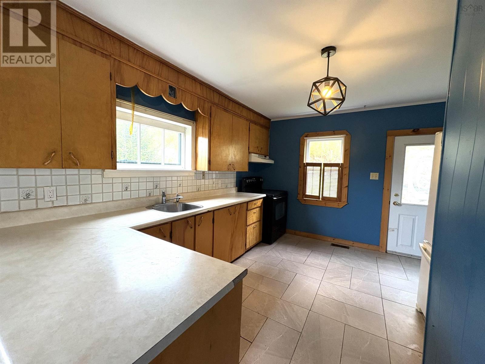 485 Island View Drive, Boutiliers Point, Nova Scotia  B3Z 1R3 - Photo 9 - 202525769
