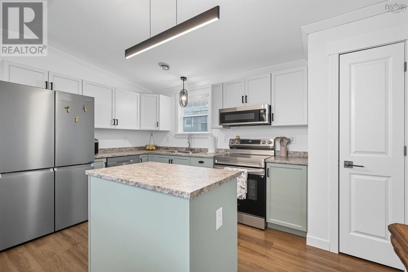 404 Glenrise Drive, Beaver Bank, Nova Scotia  B4E 1M5 - Photo 7 - 202525760